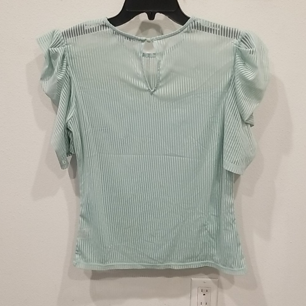 Top - Picture 2 of 2